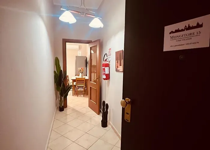 Mongitore 15 アパート *